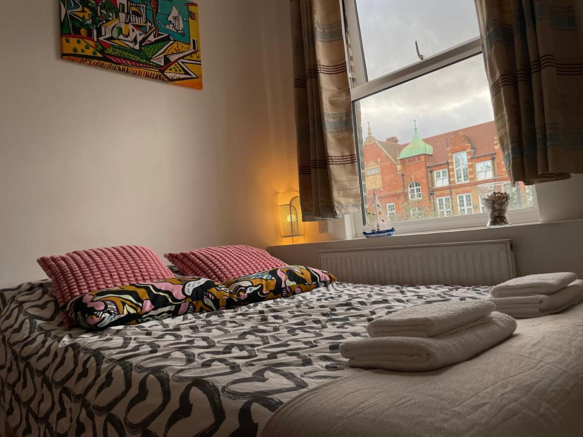 Spacious Family Flat Londyn Zewnętrze zdjęcie